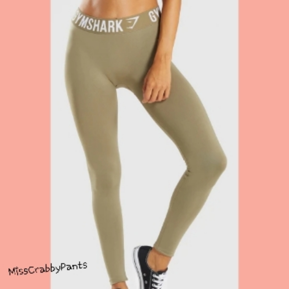 NEW ITEM. GYMSHARK FIT LEGGINGS